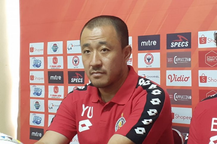 Yu Hyun Koo nilai kondisi rumput di kandang jelek pemicu hasil tidak bagus