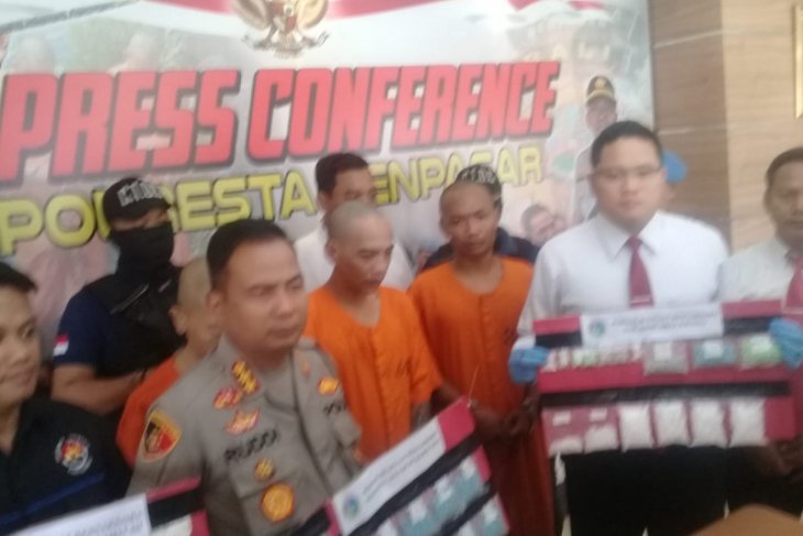 Polresta Denpasar tangkap kurir 1.250 butir ekstasi