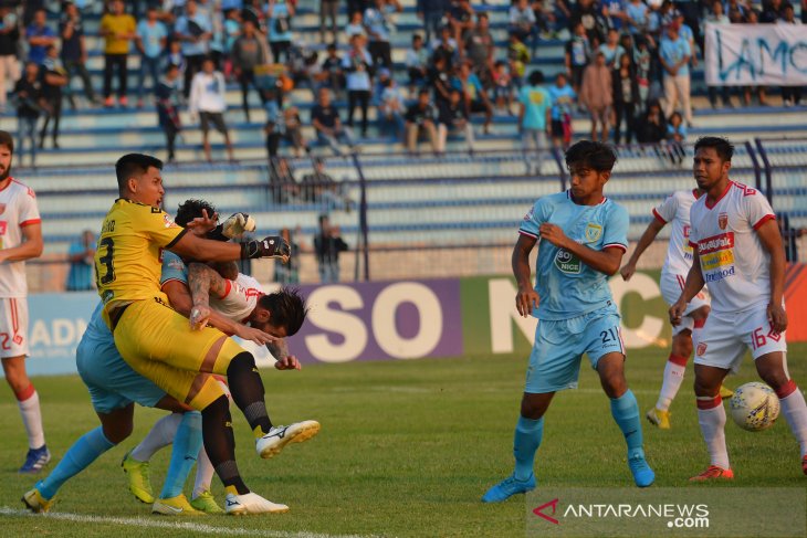 Persela kalahkan Perseru Badak Lampung FC