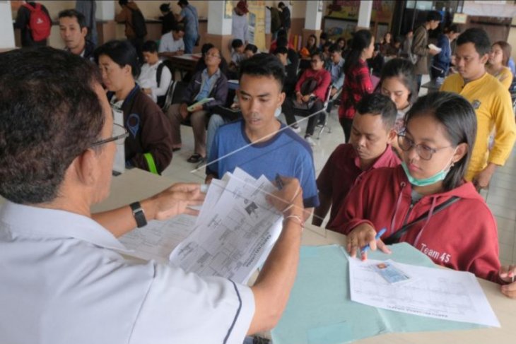 Antrean permohonan SKCK di Denpasar