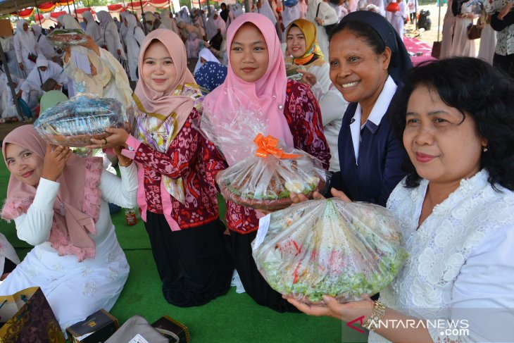 Festival kenduri 5000 layah di Mojokerto