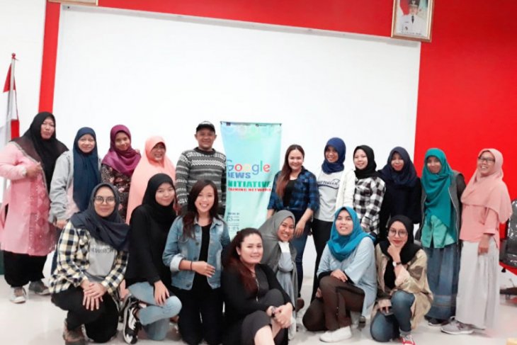 Cek Fakta, AJI gelar pelatihan untuk jurnalis perempuan di Pontianak