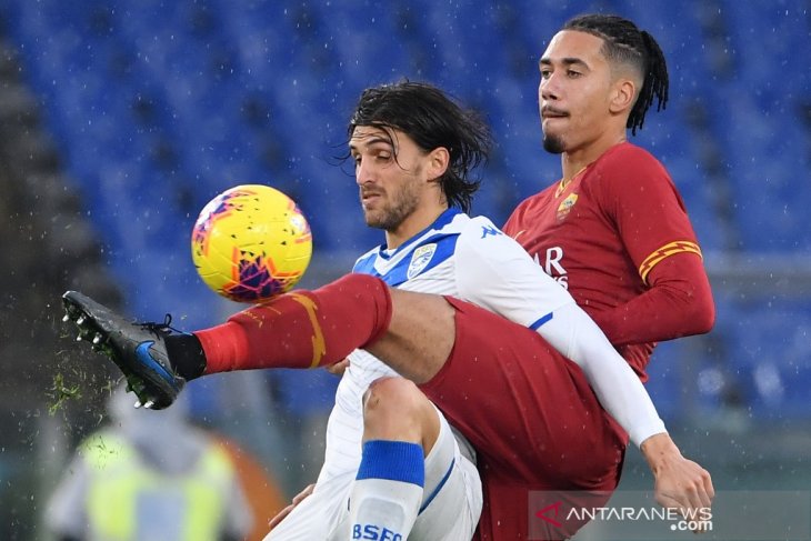 Hasil Liga Italia, Smalling bawa Roma taklukan Brescia 3-0