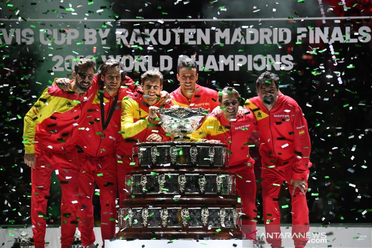 Tenis, Nadal taklukkan Shapovalov untuk bawa Spanyol menjuarai Piala Davis