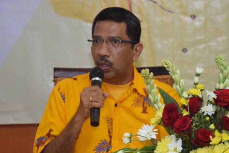 Viktus soroti kesepakatan Airlangga-Bamsoet jelang Munas Golkar