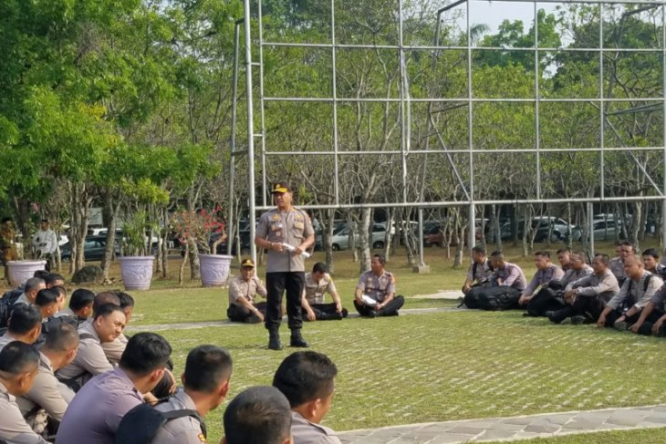 Personel pengamanan Pilkades Kabupaten Tangerang diedukasi Polda Banten
