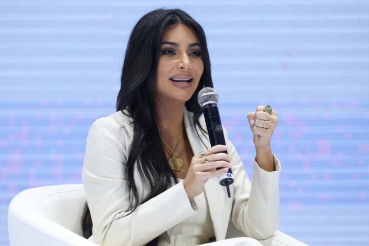 Ikut protes, Kardashian
