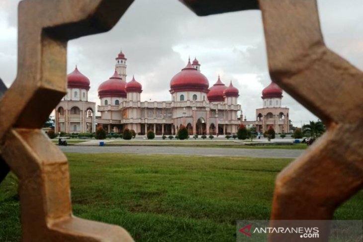  Pengeras suara Masjid  Agung Meulaboh senilai Rp1 miliar 