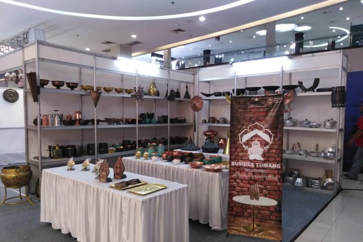 Tim Pengmas FIB UI promosikan Desa Tumang sebagai pusat kerajinan Logam