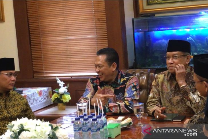Amendemen UUD 1945 didiskusikan Pimpinan MPR dengan PBNU