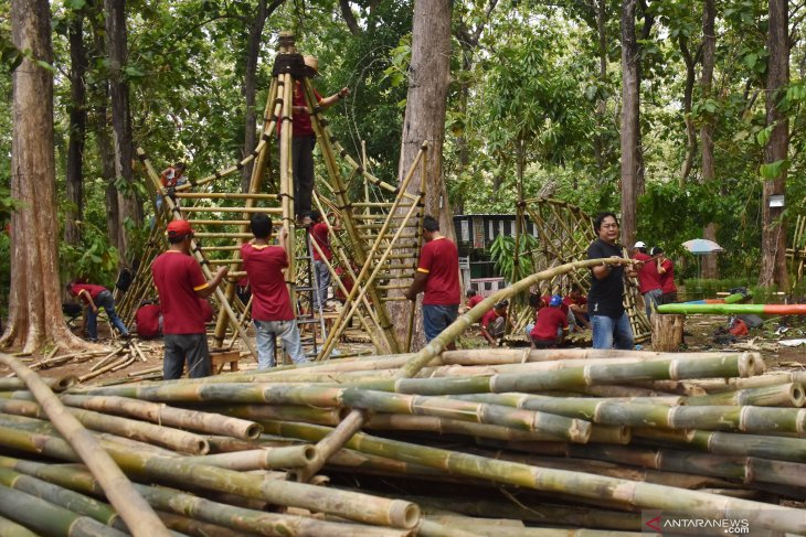 Festival bambu di Madiun