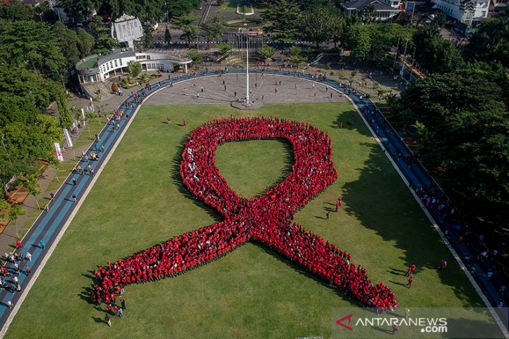 Rekor Muri Formasi Pita Merah