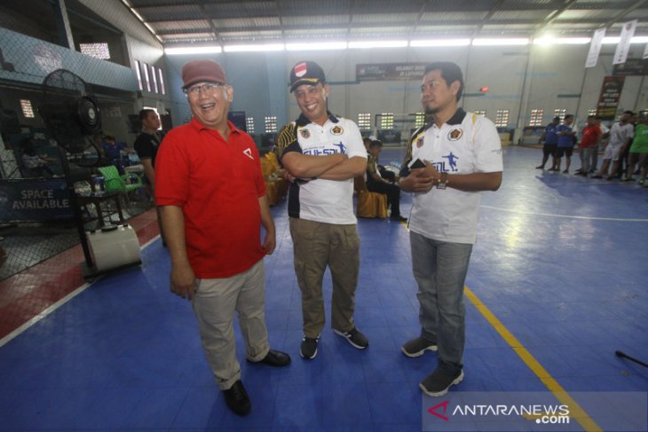 Pembukaan Turnamen Futsal Antar Desk