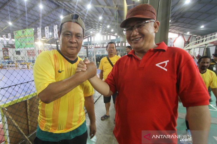 Pembukaan Turnamen Futsal Antar Desk