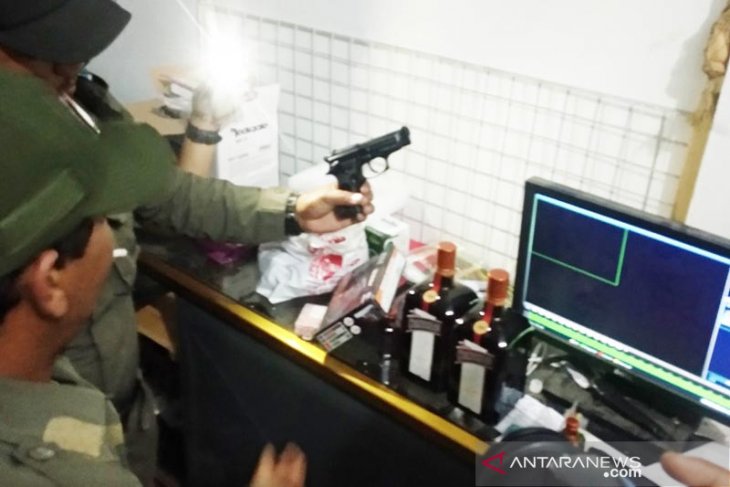 Warga grebek cafe hiburan malam di Aceh Tengah