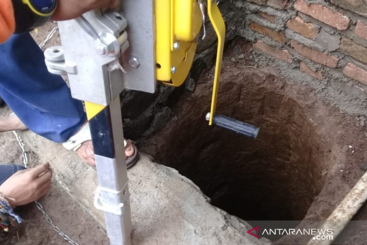 Tiga warga terjerembab ke dalam sumur ditemukan meninggal