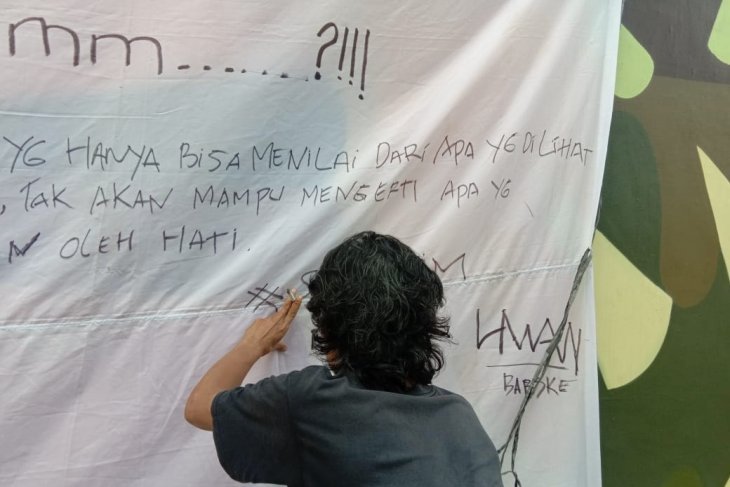 Seniman terus tolak komersialisasi TIM