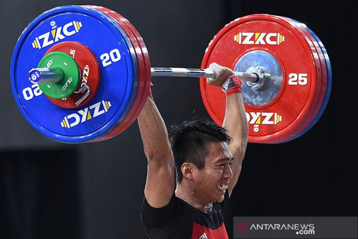 Lifter Deni ditegur keras akibat tindakan indisipliner