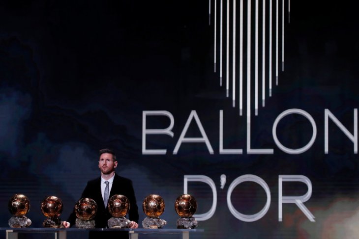 Messi akui terganggu saat Ronaldo samai rekor Ballon