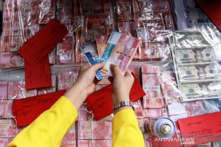 Polisi Jatim ungkap sindikat peredaran uang palsu