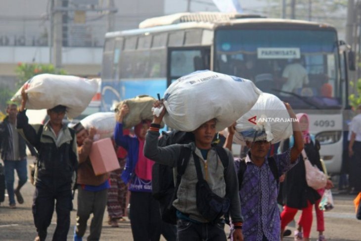 Terkait corona, boleh mudik Lebaran atau tidak diputuskan pekan depan