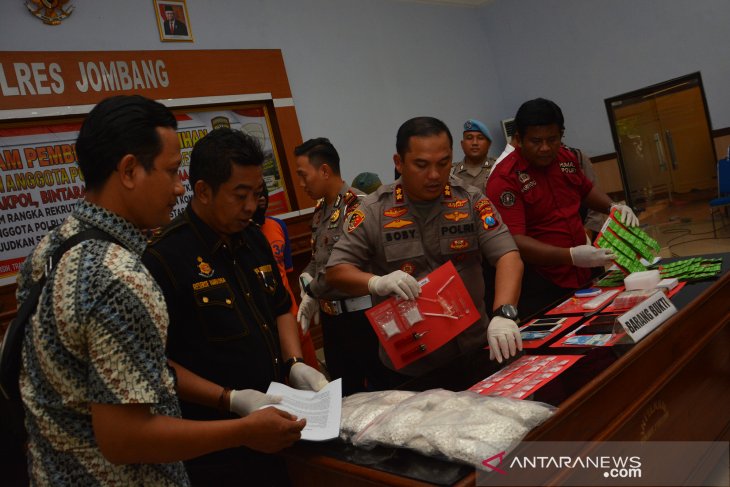 Ungkap kasus narkotika di Jombang