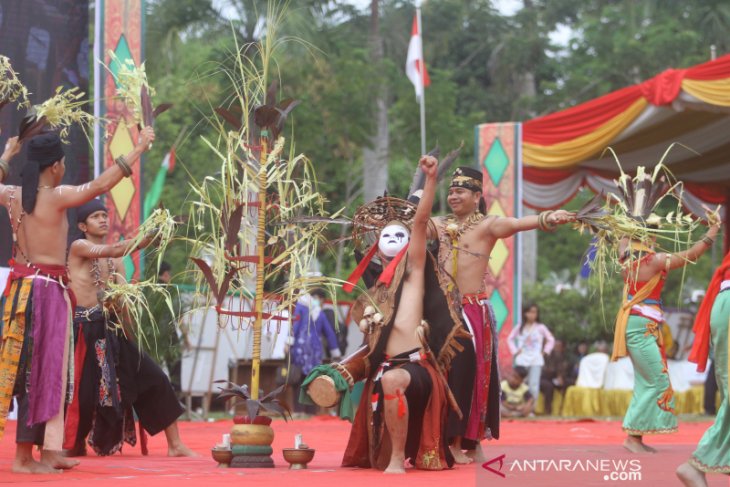 Gelar Bersama Seni Budaya Harjad Ke-54 Kabupaten Tabalong