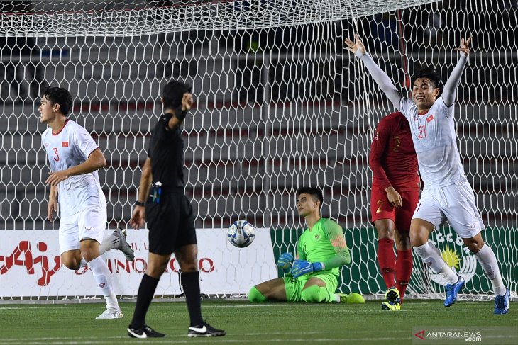 Jalannya pertandingan babak pertama, Indonesia tertinggal 0:1 dari Vietnam