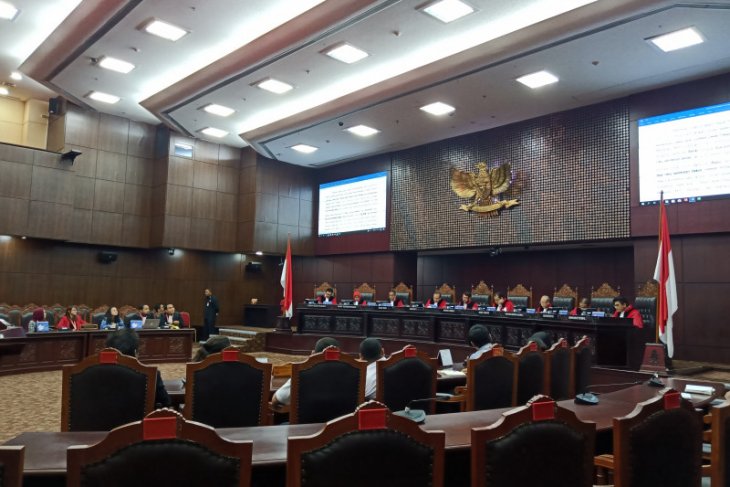 MK kabulkan sebagian gugatan syarat mantan napi korupsi dalam Pilkada diajukan ICM dan Perludem