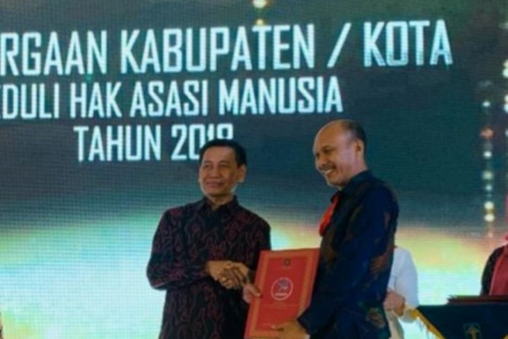Kota Denpasar raih penghargaan Kota Peduli HAM