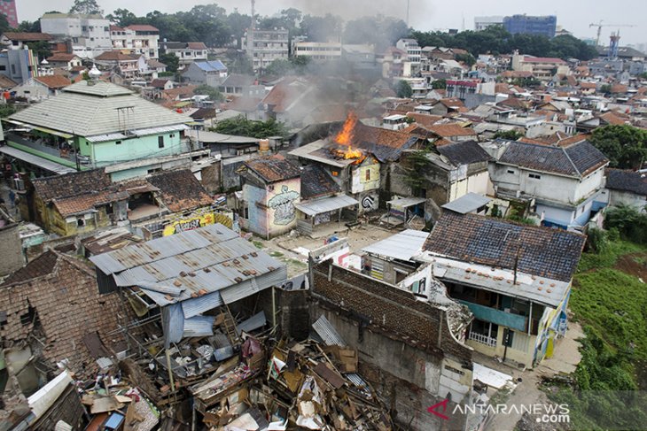 Eksekusi lahan untuk rumah deret 