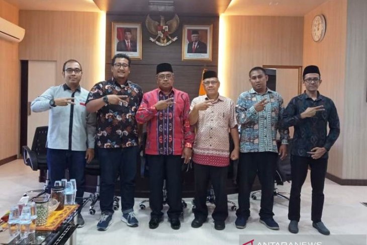 Bupati Aceh Barat Berharap ANTARA Menjadi Media Pemersatu Bangsa ...