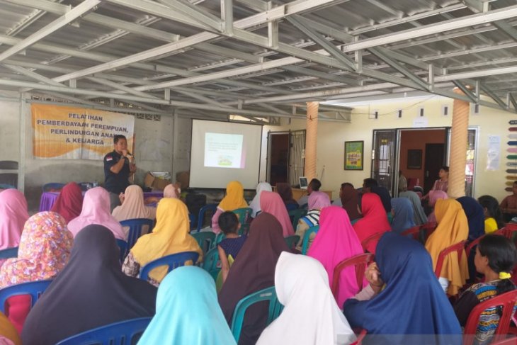 Polsek Jebus sosialisasi cegah kekerasan terhadap anak