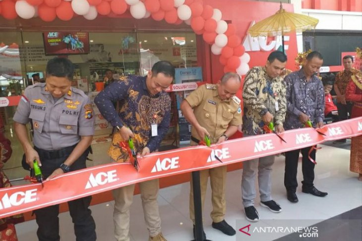  ACE  Hardware  buka toko pertama di Pangkalpinang  ANTARA 