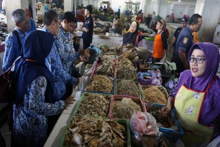 Sidak bahan makanan