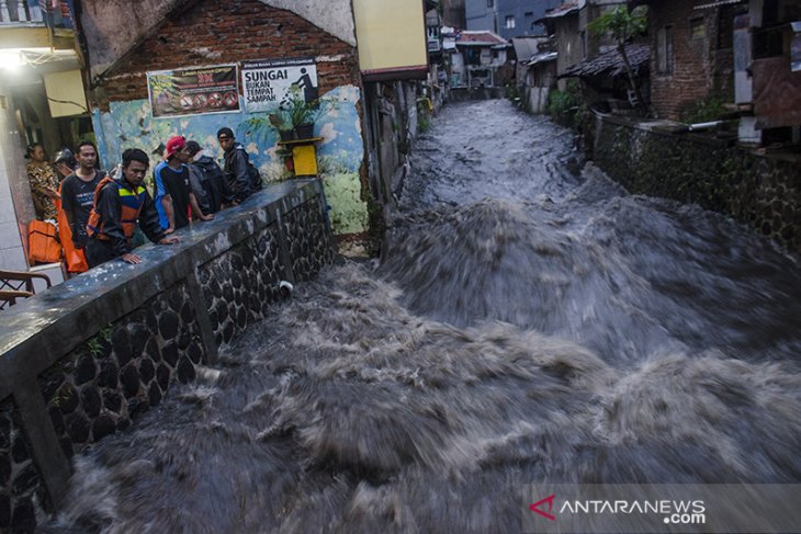 Banjir kawasan Cibadak Bandung 