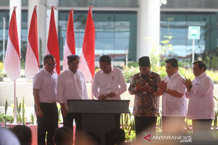 Presiden Resmikan Terminal Baru Bandara Syamsudin Noor