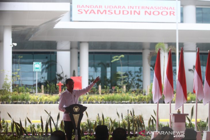 Presiden Resmikan Terminal Baru Bandara Syamsudin Noor