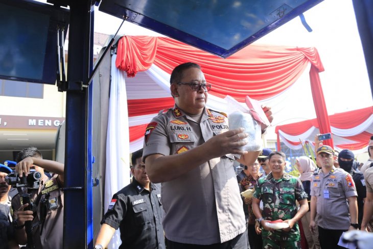 Polda Jatim musnahkan 28 kg barang bukti sabu-sabu
