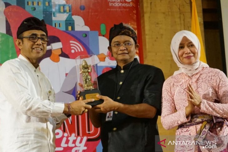 Untuk layani publik, Pemkot Denpasar-Telkom luncurkan