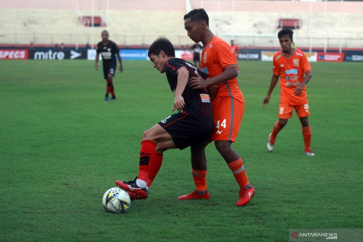 Persipura bermain imbang lawan Borneo FC