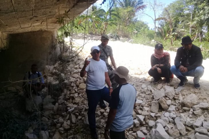 Bupati Malra imbau warga tidak rusak fasilitas umum