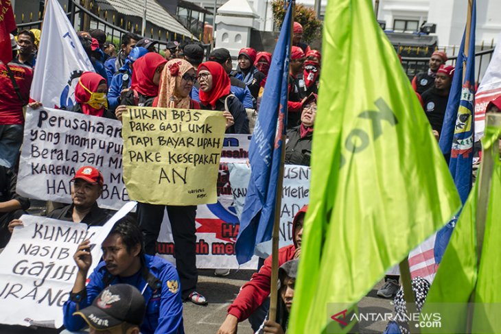 Unjuk rasa buruh Jawa Barat 