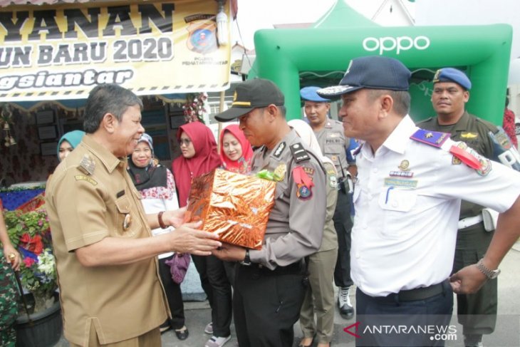 Forkopimda Pematangsiantar tinjau pasar tradisional dan pospam