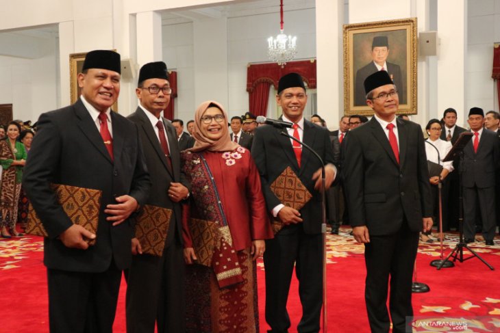 Polri tegaskan Ketua KPK tidak perlu mundur dari Polri