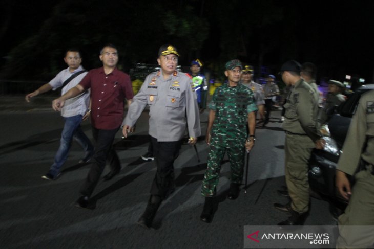 Kapolda Kalsel Tinjau Pengamanan Gereja