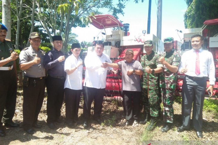 Bupati Mukomuko minta masyarakat tidak menjual bantuan pemerintah