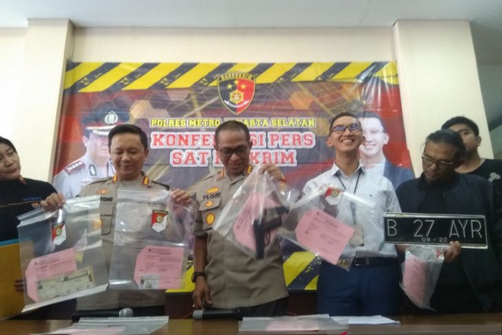 Polisi temukan peluru aktif di rumah pengemudi Lamborghini