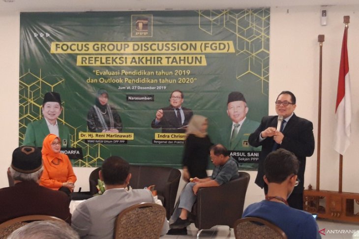 Untuk majukan pendidikan, pengamat minta pemerintah evaluasi guru