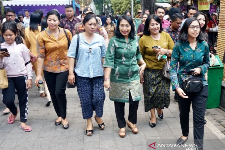 Menteri PPPA Bintang Darmawati kunjungi